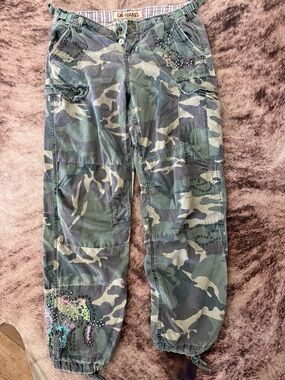 Da-Nang Camouflage Beaded Cargo Pants - Green, Khaki